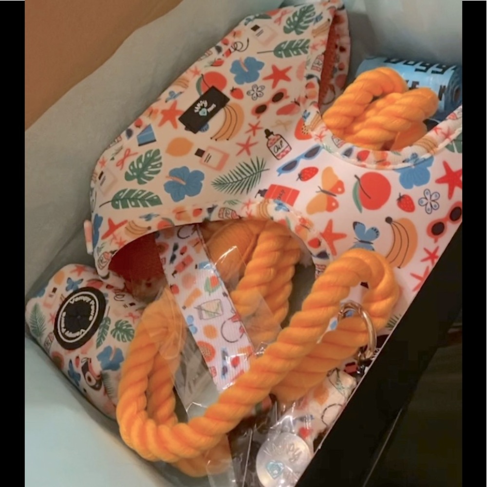 🔥Key West Pet Harness, poop waste dispenser, leash,keychain 🔥
